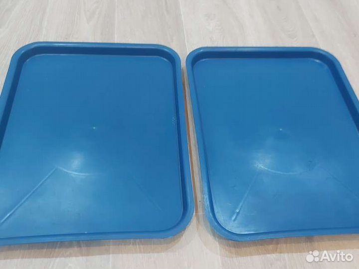 Поднос пластиковый