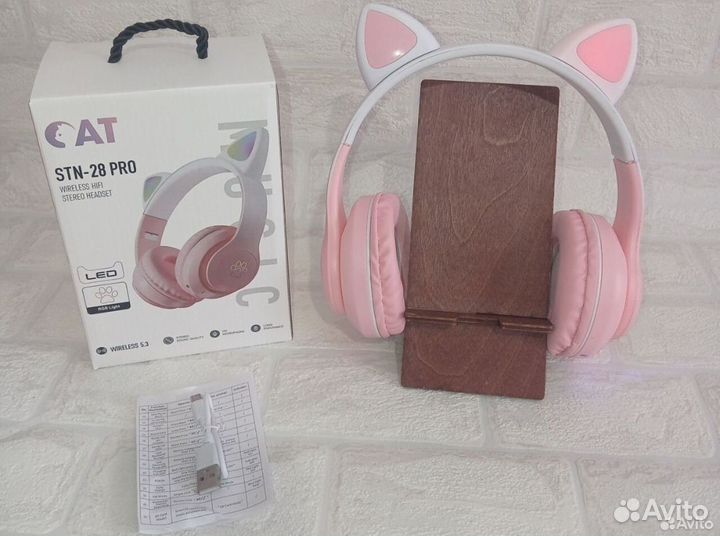 Детские беспроводные наушники светящимися ушками