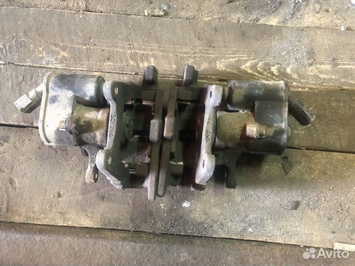 Audi A6 C6 задний тормозной суппорт