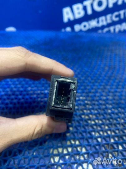 Кнопка птф Mazda 6 Gg лифтбэк 2003