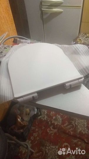 Крышка унитаза с микролифтом