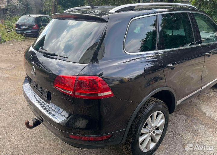 Volkswagen Touareg 7P 2011 г по запчастям