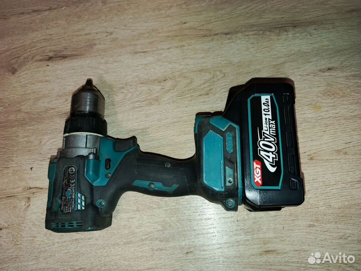 Шуруповерт makita DF001G 40V