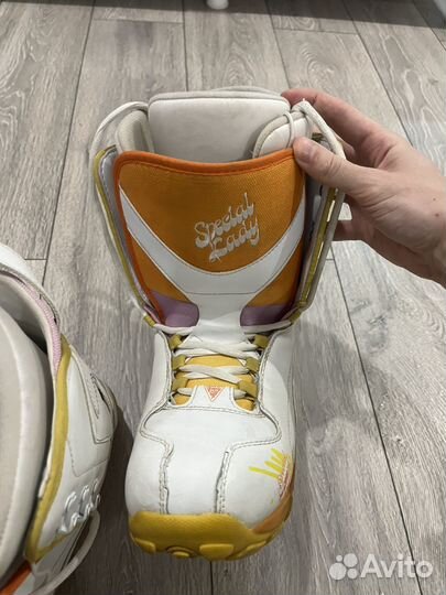 Сноубордические ботинки 38