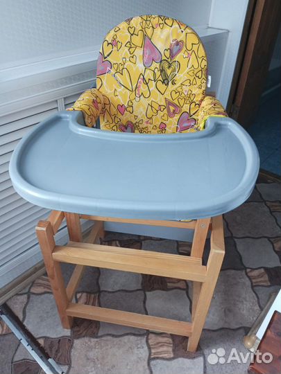 Стульчик для кормления