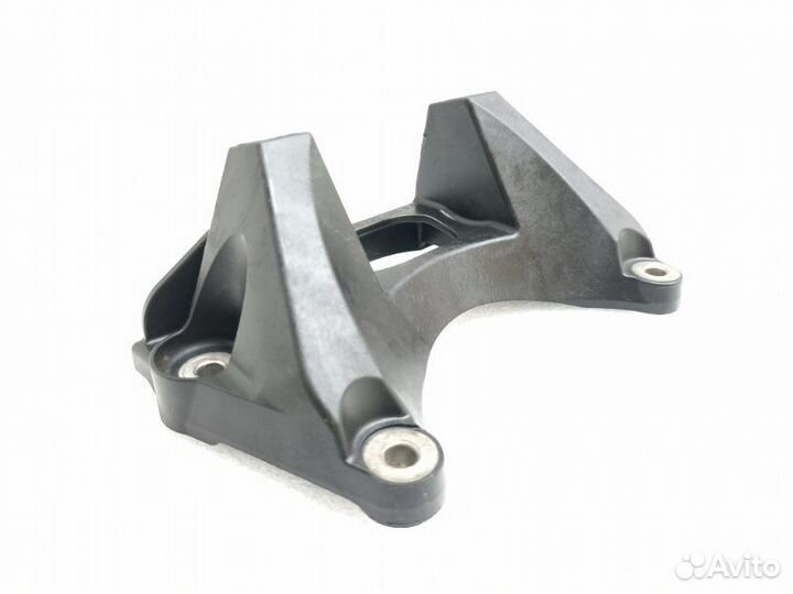 Кронштейн кпп Mercedes-Benz E-Class S213 3.0D