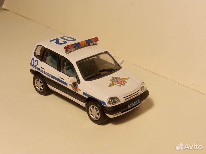 Шевроле Нива 1:43 милиция хонгвелл