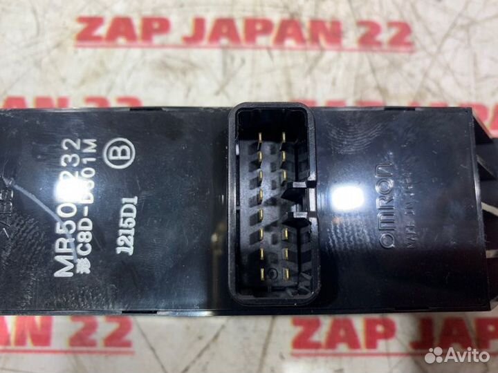 Блок управления стеклоподъемником передний правый