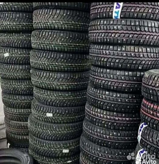 Pirelli Formula Ice 235/55 R19 105H