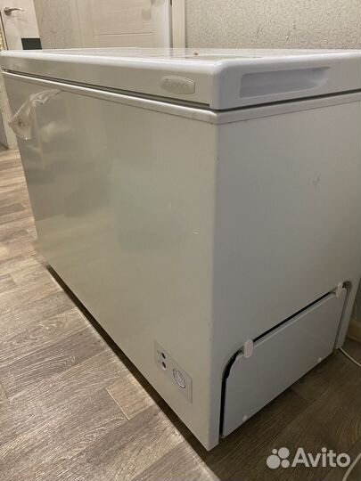 Морозильный ларь бирюса Б-240кх