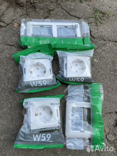 Розетка w59 Schneider Electric Новая