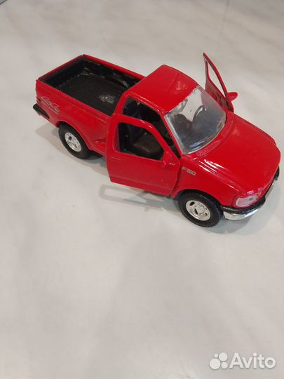 Модель автомобиля форд 150 1997 г