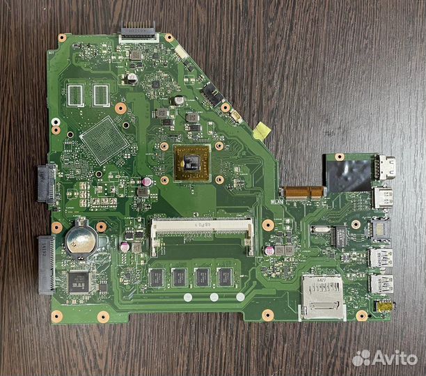 Материнская плата на Asus X552E X550EP