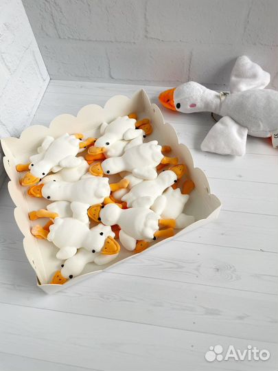 Гусь обнимусь из маршмеллоу