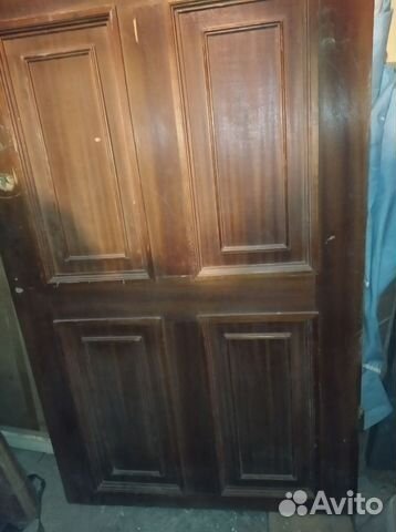 Продам дверь деревянную б/у