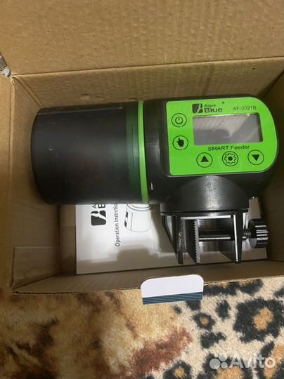 Автоматическая кормушка для рыб