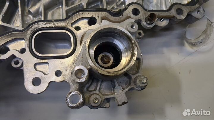 Крышка передняя двс Ford Escape 2020, 2021