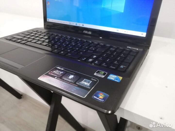 Мощный ноутбук Asus 15.6 i3/4Gb/256GB SSD