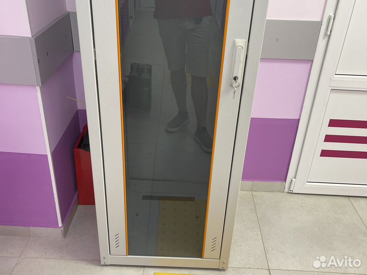 Коммутационный шкаф стойка на 42U 60х60см