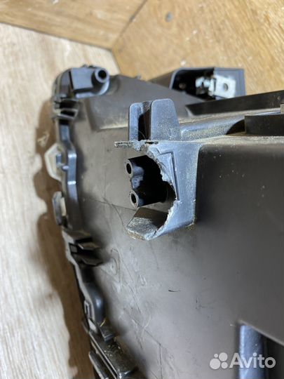 Фара передняя правая BMW 7 F01, F02 дорест 142403