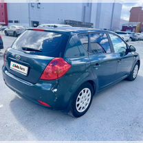 Kia Ceed 1.6 MT, 2009, 300 000 км, с пробегом, цена 550 000 руб.