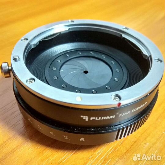 Адаптер Fujimi fjar-EOS43AP с диафрагмой для Canon