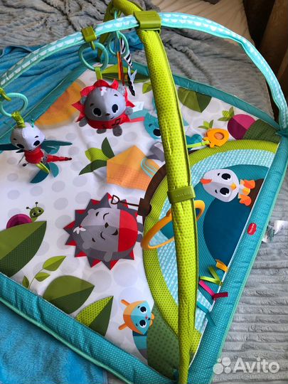 Развивающий коврик tiny love