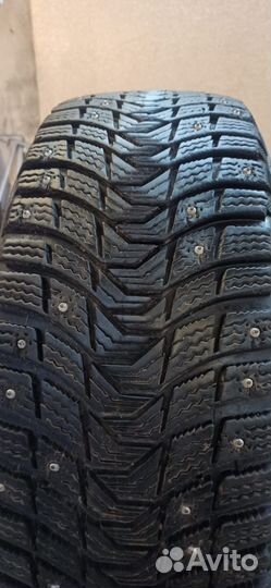 Michelin X-Ice North 3 205/55 R16 94