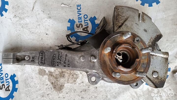 Range Rover Sport 14- Цапфа правая передняя 0595