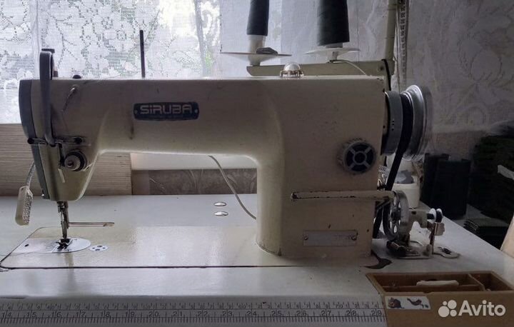 Швейная машина