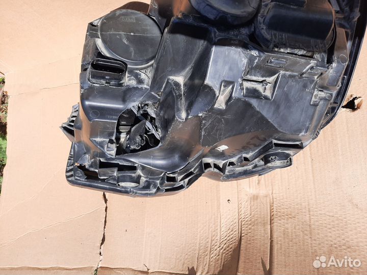 Правая фара Фольксваген транспортер т6