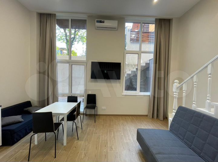 2-к. апартаменты, 42 м², 1/6 эт.