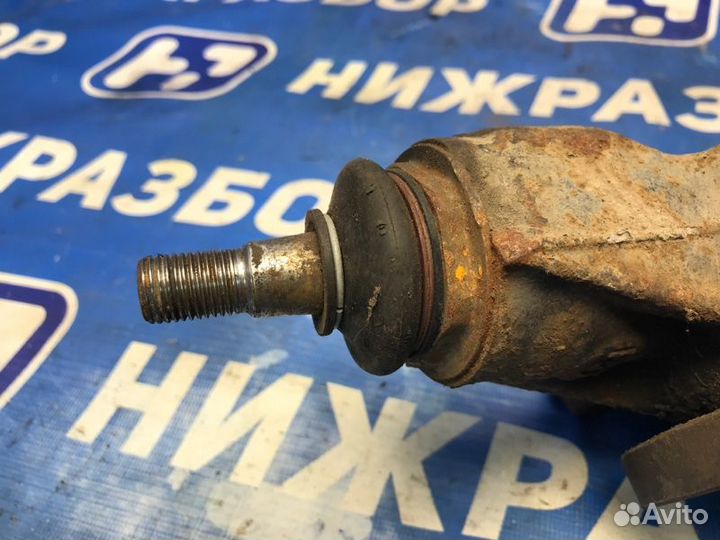 Кулак поворотный передний правый Peugeot 308 1.6