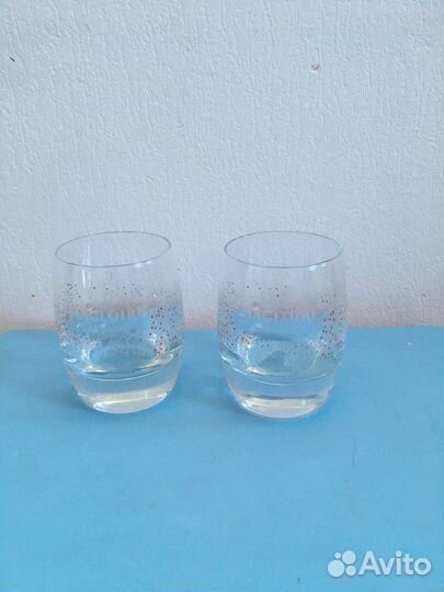 Барное стекло, стаканы, бокалы