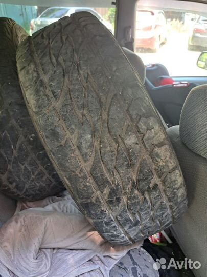 Bridgestone Dueler A/T 001 275/65 R17