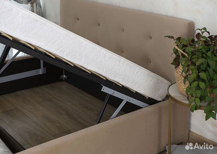 Кровать с подъемным механизмом + матрас 180х200