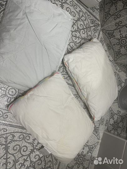 Подушки детские и одеяло