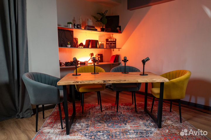 Видеостудия. Съемка подкастов, интервью, видеоурок