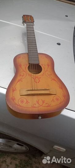 Маленькая гитара