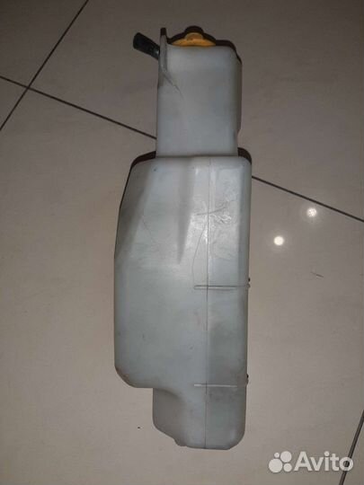 Расширительный бачок Субару Импреза GH 2008-2012г