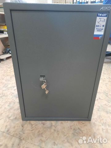 Сейф металлический