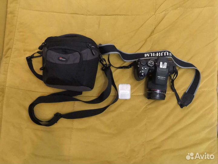 Цифровой фотоаппарат Fujifilm hs 20 exr