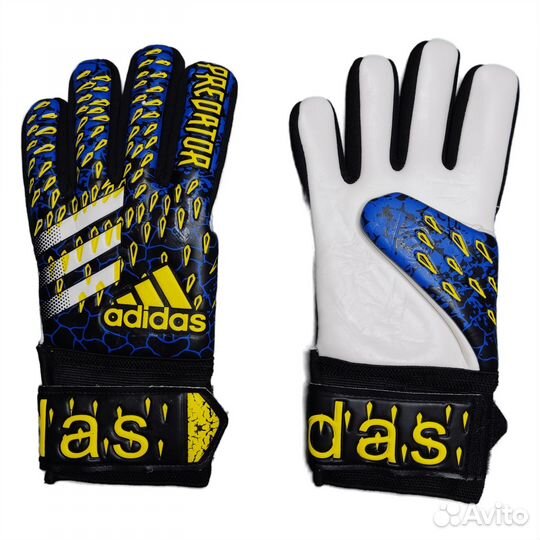 Вратарские перчатки футбольные Adidas Predator
