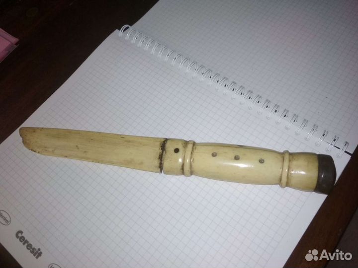 Нож из кости