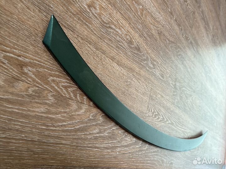 Пластиковый лип спойлер на Skoda octavia