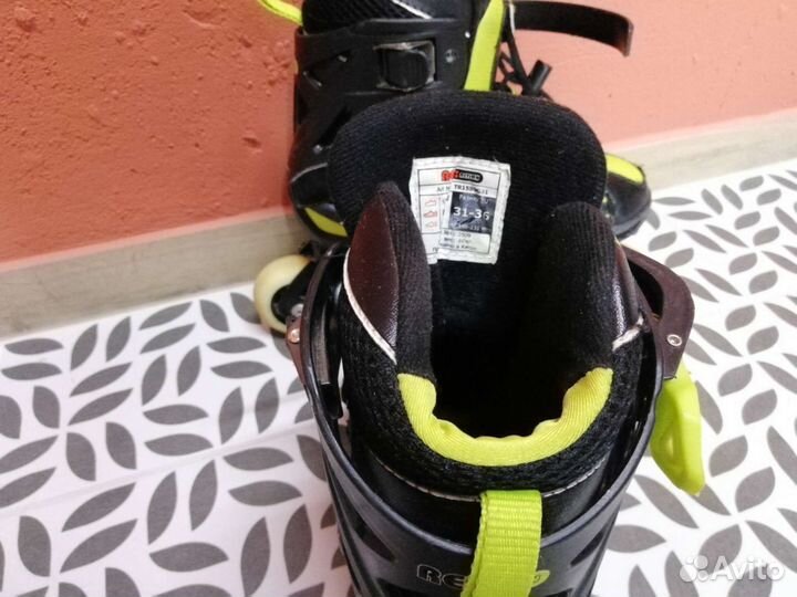 Роликовые коньки детские Reaction 31-36 и защита