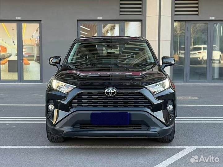 Toyota RAV4 2.0 CVT, 2021, 50 000 км