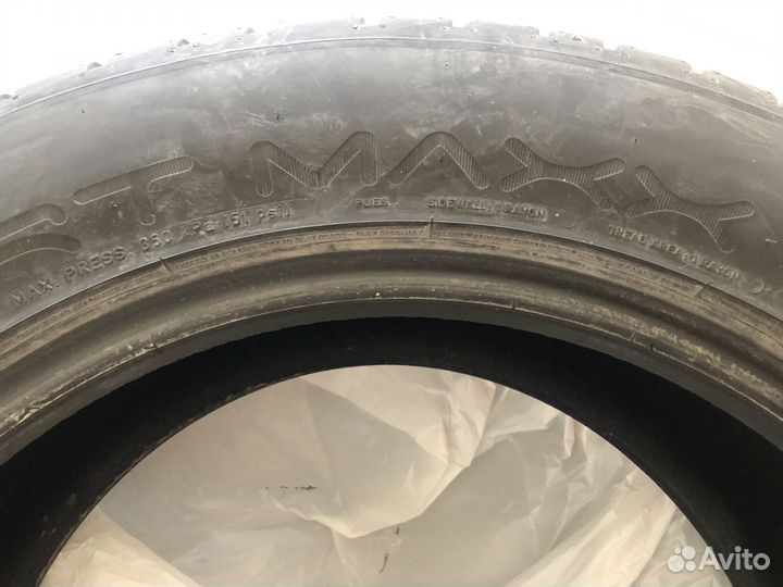 Dunlop Sport Maxx RT 235/55 R17