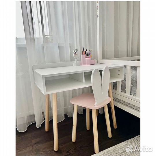 Детский стол и стул