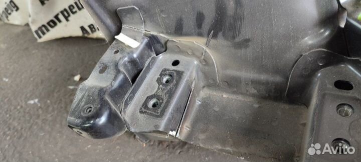 Лонжерон левый Volkswagen Passat 3C2 BZB